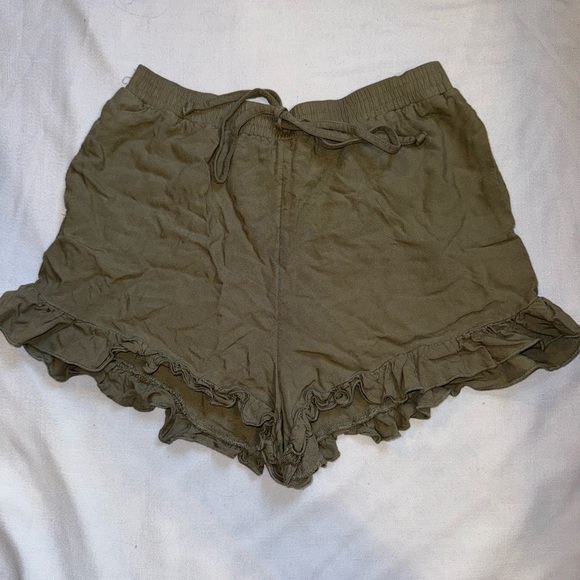 American Eagle Shorts - Picture 4 of 6